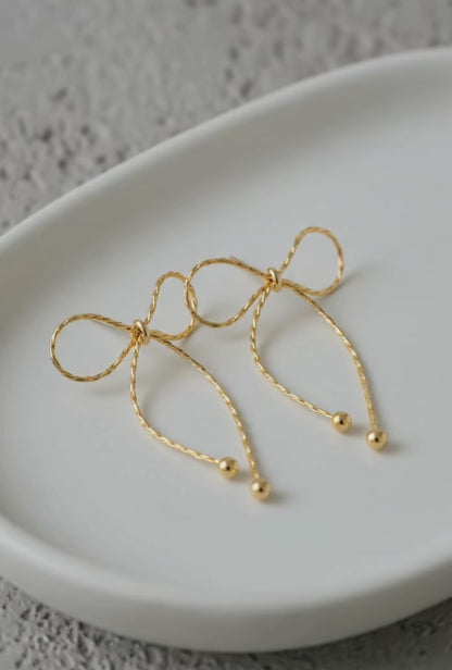 Textured Chain Bow Drop Earrings – Balletcore Dainty Jewelry